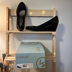 Life Stride Black Juliana Stretch Wedge